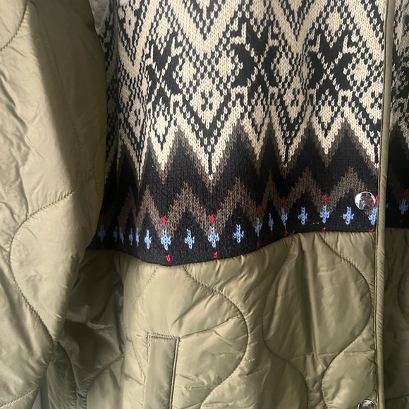 Quilted Nylon and Sherpa Jacket - Picture 4 of 15